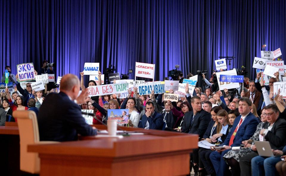 1513257615_putin-na-press-konferencii1