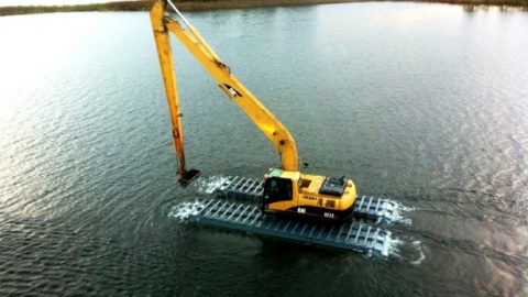 Фото с сайта: http://poltava.adiso.com.ua/drugoe-2/ekskavator-amfibiya-ochistka-